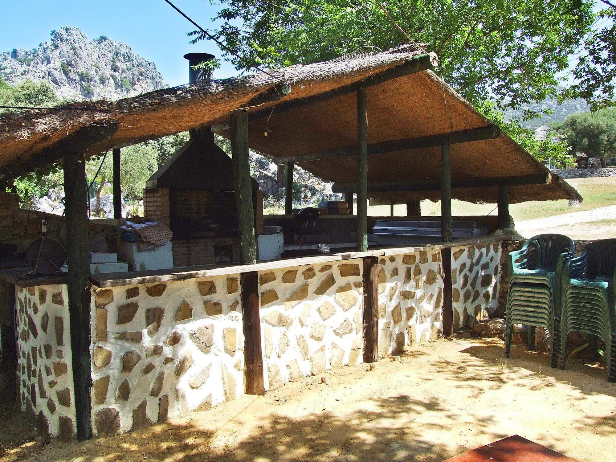 Los Chozos Benaocaz Exterior foto